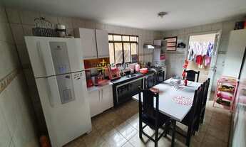 Imagem 5: Sobrado Padrão para Venda em Bairro Alto Curitiba-PR