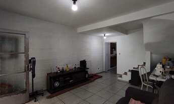 Imagem 2: Casa de 2 Dormitórios na Alameda dos Piratinins