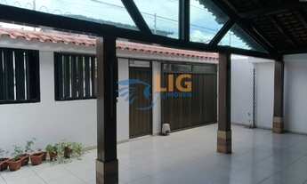 Imagem: Casa para venda possui 220 metros quadrados