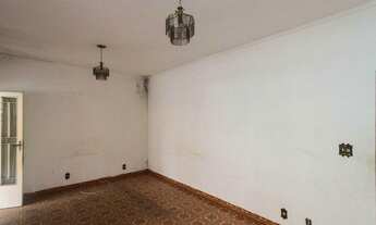 Imagem 3: Casa de 3 Dormitórios na Rua Carimã