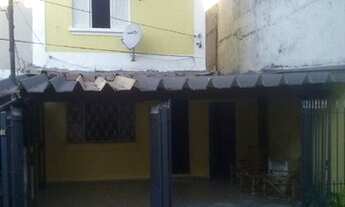 Imagem 2: Casa de 2 Dormitórios na Rua Raul Romeu Loureiro