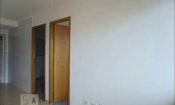 Imagem 2: Apartamento à Venda - Vila Guilhermina, 2 Quartos, 37 m2