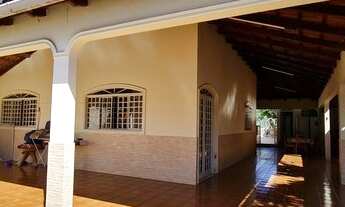 Imagem 4: Rua 10 condomínio casa 3 quartos suíte L.1000m2 laje nascente piscina churrasqueira