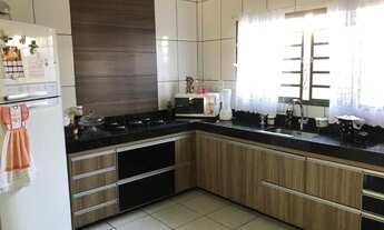 Imagem 5: Ótima casa com 04 quatro quartos no bairro Cidade Jardim em Patos de Minas/MG