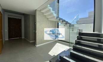 Imagem 2: Casa com 3 Suítes, Piscina Privativa à venda, 360 m² por R$ 2.340.000 - Alphaville Nova Es