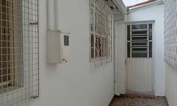 Imagem 2: Alugo casa pequena no centro