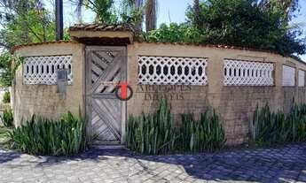 Imagem: Casa em Mongaguá mobiliada e com piscina