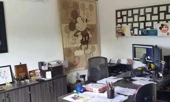 Imagem 6: Sobrado para aluguel e venda tem 460 metros quadrados com 4 quartos