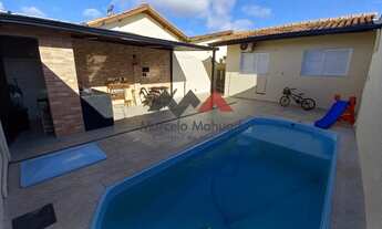 Imagem: Casa térrea com 3 dormitórios, 1 suíte