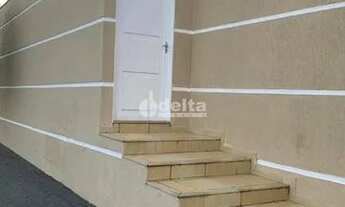 Imagem 6: Casa para aluguel, 3 quartos, 3 suítes, 2 vagas, Cidade Jardim - Uberlândia/MG