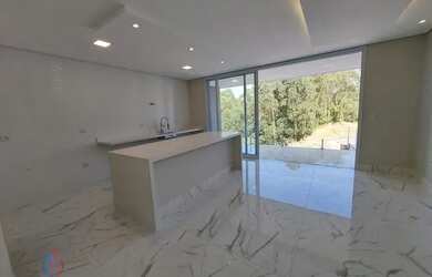 Imagem 7: Casa à venda no bairro Jardim das Cerejeiras - Arujá/SP