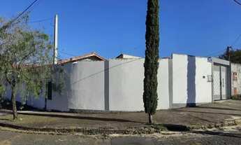 Imagem 2: Casa para Venda em Indaiatuba, Jardim do Sol, 3 dormitórios, 1 suíte, 3 banheiros, 5 vagas