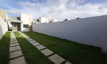 Imagem: Casa no Eusébio com amplo espaço para