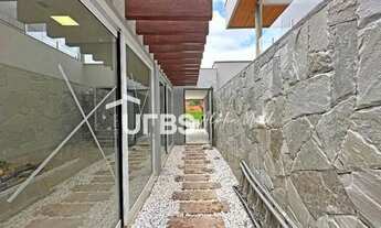 Imagem 6: Casa de condomínio térrea para venda com 250 metros quadrados com 4 quartos