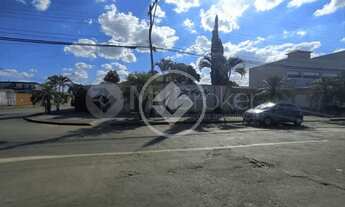 Imagem 3: Bairro: Setor Criméia Oeste Valor: R$ 895.000,00 codigo: 21830