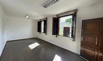 Imagem 2: Casa para aluguel com 210 metros quadrados com 4 quartos em São José - Belo Horizonte - MG