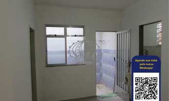 Imagem: Casa térrea de vila no centro de Rocha