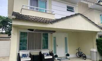 Imagem 3: Casa Duplex totalmente mobiliada e decorada