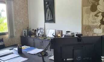 Imagem 7: Sobrado para aluguel e venda tem 460 metros quadrados com 4 quartos