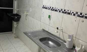 Imagem 4: Apartamento térreo 2/4 no precinho