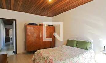 Imagem 7: Casa para Aluguel - Vila Zulmiran, 3 Quartos, 242 m2