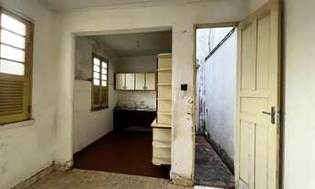 Imagem 3: Vendo casa de 02 Quartos na Emílio Moreira ideal para moradia ou investimento comercial c