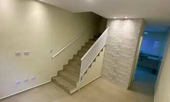 Imagem 4: COD 028 Sobrado de Condomínio com 2 suítes no Tude Bastos. Confira!!!