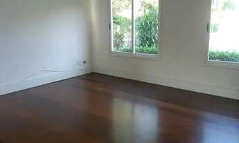 Imagem 3: Casa de condomínio com 218 metros quadrados com 3 quartos e 3 vagas