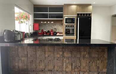 Imagem 2: CASA SOBRADO 4 SUÍTES CONDOMINIO JARDIM VENEZA PRONTO PARA MORAR