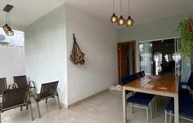 Imagem 2: Casa com 3 suítes na Qd. 507S, rica em planejados e energia solar instalada