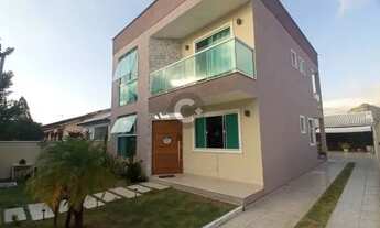 Imagem 2: Casa no Condomínio Vale das Orquídeas para Venda com 4 quartos , Maricá / RJ