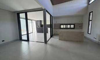 Imagem 4: Casa à venda em Maringá, Jardim Maravilha, com 4 quartos, com 211.45 m²