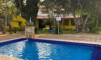 Imagem 5: Chácara à Venda em Mateus Leme (VIVENDA DO VALE) 3 Quartos, Piscina e Varanda Gourmet