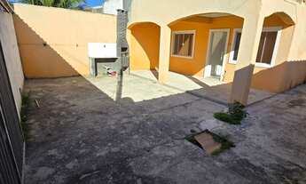 Imagem: Casa 2 quartos, ampla garagem, caminho de