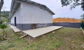 Imagem 2: Galpão industrial com pé-direito alto disponível para locação no bairro Velha Central Blu