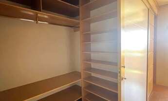 Imagem 7: Alto Padrão no Bela Vista: 4 Dorms, Vista Rio, Lareira e 3 Vagas no Ed. Vercelli