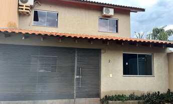 Imagem: Sobrado em condomínio próximo ao Shopping