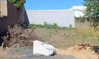 Imagem: Terreno para venda com 360 m² no bairro