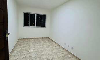 Imagem 2: Apartamento patamares 3/4 conj. Contabilistas