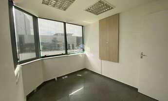 Imagem 6: Sala comercial a venda no Tucuruvi em frente ao Hipermercado TriMais