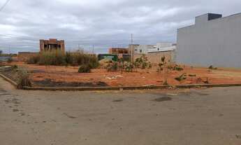 Imagem 6: Lote de Esquina no Bairro Guarujá de 297 metros com Financiamento Próprio