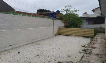 Imagem 3: Casa para Locação em Curitiba, Novo Mundo, 1 dormitório, 1 banheiro, 1 vaga