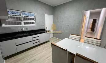 Imagem 2: Casa Linda 2 Dorms c/1 suíte, Espaço Gourmet, Piscina, 2 Vagas de Garagem