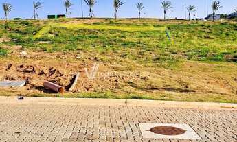 Imagem: Terreno no Ville Sainte Anne