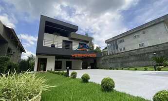 Imagem 2: Casa de luxo, 4 quartos, 4 suítes, 3 salas, 5 banheiros, 8 vagas em condomínio de Cotia-SP