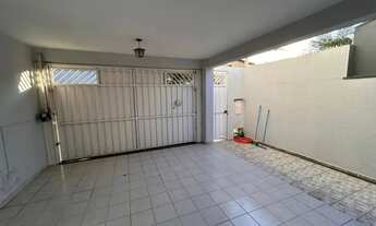 Imagem 4: Casa para venda e locação em Vila Galvão com 3 quartos, sendo 1 suíte , 196m²