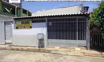 Imagem 3: QR 110 Aceita Financiamento Ótimo Lote 150 m² com Casa 3 Quartos Lado Metrô em Samambaia