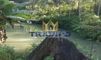 Imagem 2: Sítio com cachoeira. st469