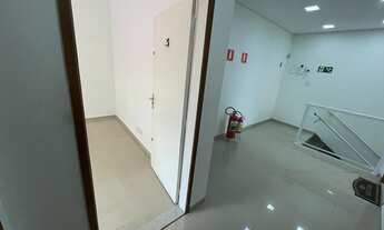 Imagem 6: Sala comercial Centro de Piraporinha