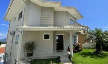 Imagem 1: Casa á venda Na Pedra Branca com 3 quartos 3 suíte 4 banheiros e 4 vagas